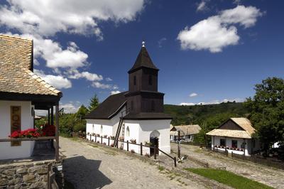 Hollókő-stock-foto