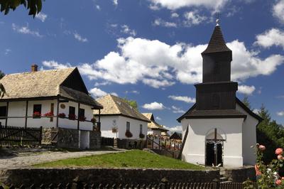 Hollókő-stock-foto