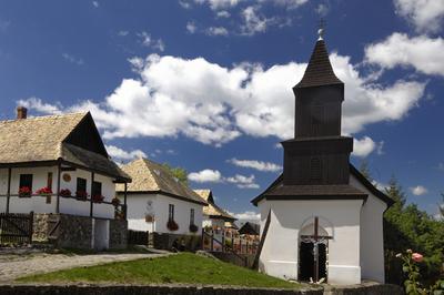 Hollókő-stock-foto