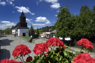 Hollókő-stock-foto