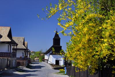 Hollókő-stock-foto