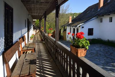 Hollókő-stock-foto