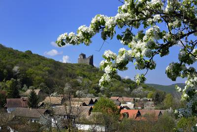 Hollókő-stock-foto