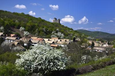 Hollókő-stock-foto