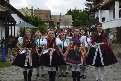 Hollókő-stock-foto