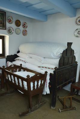 Hollókő-stock-foto