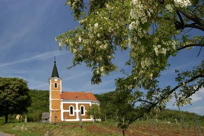 Szent György-hegyi Lengyel-kápolna-stock-foto