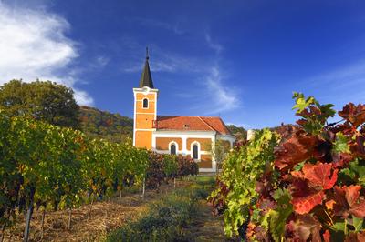 Szent György-hegyi Lengyel-kápolna-stock-foto