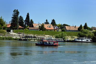 Leányfalu-stock-foto