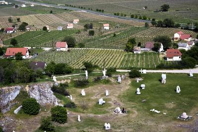 Nagyharsány-stock-photo