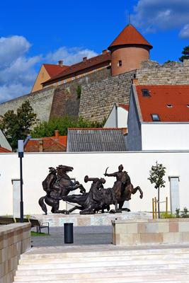 Végvári vitézek szoborcsoport, Eger-stock-foto