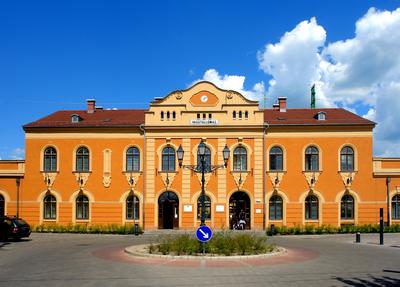 Vác, vasútállomás-stock-foto