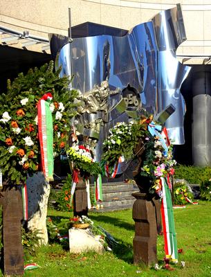 Széna téri 56-os emlékmű-stock-foto