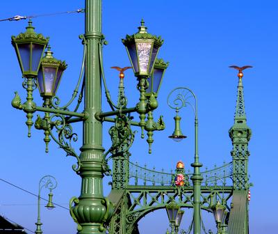 Budapest, Szabadság híd-stock-foto