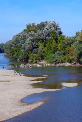 hegyRácalmás, Dunaág-stock-foto