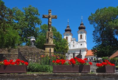 Tihanyi Bencés Apátság, Tihany-stock-photo