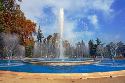A felújított margitszigeti szökõkút-stock-foto
