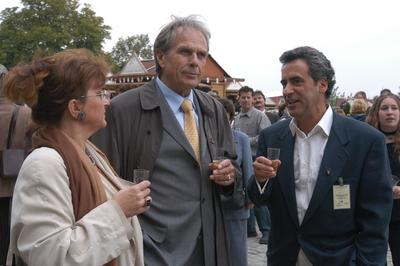 Pezsgő Lovagok avatása-stock-foto