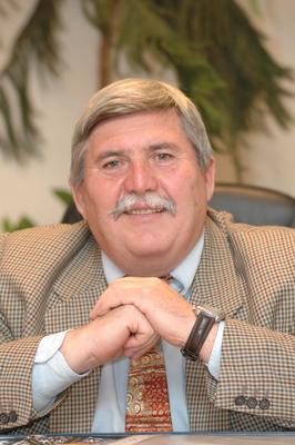 Dr Hangyási Sándor-stock-foto