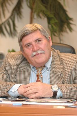 Dr Hangyási Sándor-stock-foto