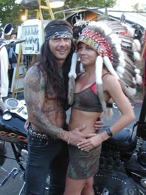 , 2003.06.06.
Harley Davidson motorostalálkozó
A képen Indián, akit az RTL valóságshow-jából ismerhetünk.-stock-foto