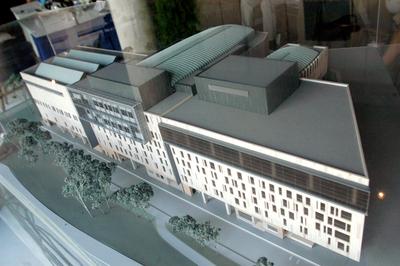 Épül a Művészetek Palotája-stock-foto