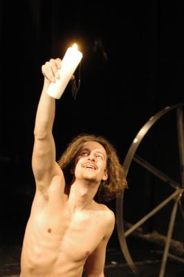 Budapest, 2004.02.11.
A Napszínház 2004. február 26-án mutatta be Donatien-Alphonse-François de Sade Justine című műve alapján készült előadását a Thália Régi Stúdióban. 
Szereplők: Pálfi Kati, Csontos Róbert, Fodor Krisztina, Dévai Balázs-stock-foto