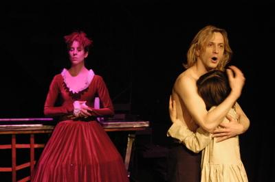 Budapest, 2004.02.11.
A Napszínház 2004. február 26-án mutatta be Donatien-Alphonse-François de Sade Justine című műve alapján készült előadását a Thália Régi Stúdióban. 
Szereplők: Pálfi Kati, Csontos Róbert, Fodor Krisztina, Dévai Balázs-stock-foto