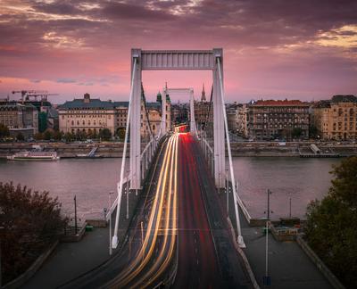 Budapest, Erzsébet híd-stock-foto