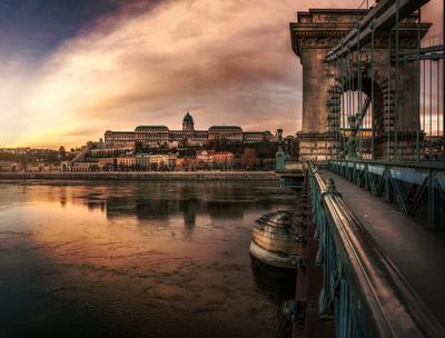 Budapest, Lánchíd-stock-foto