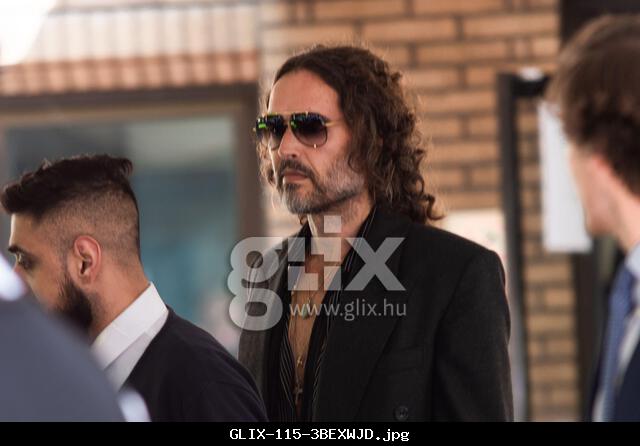 London, United Kingdom. 30th May 2025. Russell Brand leaves Southwark Crown Court after pleading not guilty to charges for rape and sexual assault. Cristina Massei/Alamy Live News