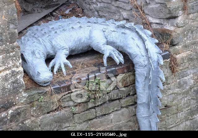 Bristol, UK. 5th Sep, 2024. A Crocodile sculpture has been spotted in a niche in the harbour wall in Bristol. A Bristol bus driver first reported a Crocodile in the harbour in 2014, which has over the years lead to further sightings and warning signs. Credit: JMF News/Alamy Live News
