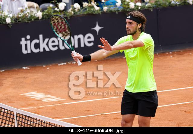 Rome, Italy. 12th May, 2025. Stefano Tsitsipas says sorry during Internazionali BNL d'Italia, International Tennis match in Rome, Italy, May 11 2025 Credit: Independent Photo Agency/Alamy Live News