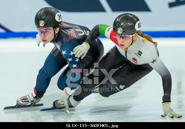 Beijing, China. 16th Mar, 2025. BEIJING, CHINA - MARCH 16: Julie Letai of United States, Zsofia Konya of Hungary during the ISU World Short Track Speed Skating Championships 2025 at the Capital Indoor Stadium on March 16, 2025 in Beijing, China (Photo by Andre Weening/Orange Pictures) Credit: Orange Pics BV/Alamy Live News