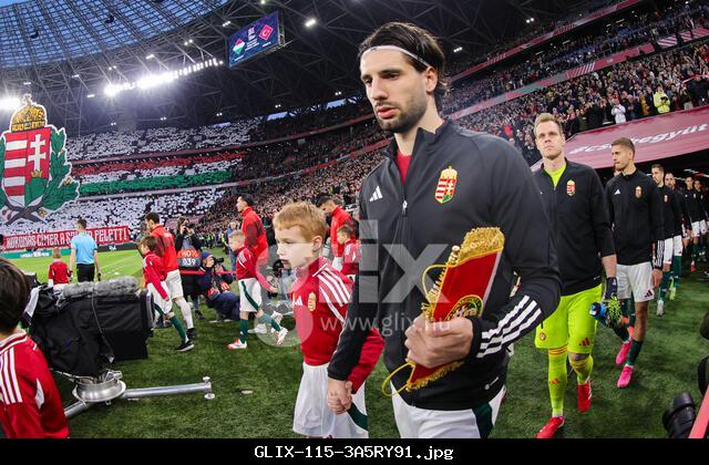 Hungary v Türkiye - UEFA Nations League 2024/25 League A/B Play-offs Second Leg BUDAPEST, HUNGARY - MARCH 23: UEFA Nations League 2024/25 League A/B Play-offs Second Leg match between Hungary and Türkiye at Puskas Arena on March 23, 2025 in Budapest, Hungary. The Hungarian team entering the field before the match, Szoboszlai Dominik in the picture.
