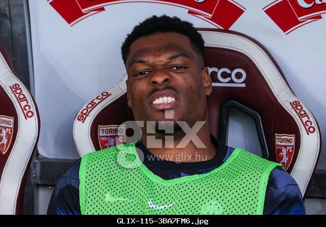 Turin, Italien. 11th May, 2025. Denzel Dumfries of FC Internazionale seen during Serie A 2024/25 football match between Torino FC and FC Internazionale at Olimpico Grande Torino Stadium Credit: dpa/Alamy Live News