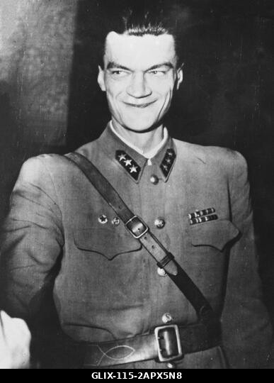 Nederlands: Pal Maleter, voormalige minister van Defensie in regering Nagy.Magyar: Pál Maléter Hungarian soldier, Minister of Defence. ;
