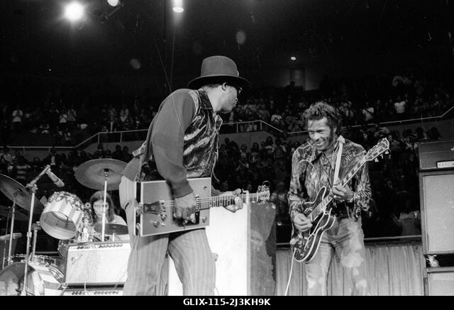 Chuck Berry és Bo Diddley élőben a Nassua Coliseumban, New Yorkban, 1972-ben. Fotó: Jeffrey Mayer / Rock Negatives / MediaPunch