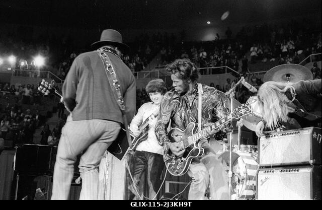 Chuck Berry és Bo Diddley élőben a Nassua Coliseumban, New Yorkban, 1972-ben. Fotó: Jeffrey Mayer / Rock Negatives / MediaPunch