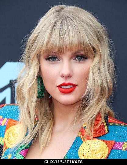 (FÁJL) Taylor Swift és Travis Kelce összeházasodtak. Taylor Swift és Travis Kelce hivatalosan 2026. július 3-án, pénteken házasodtak össze a New Yo...