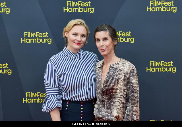 Hamburg, Germany. 26th Sep, 2026. Rosalie Thomass (left), screenwriter and actress, and Daniela Dröscher, author, pose on the red carpet in front o...