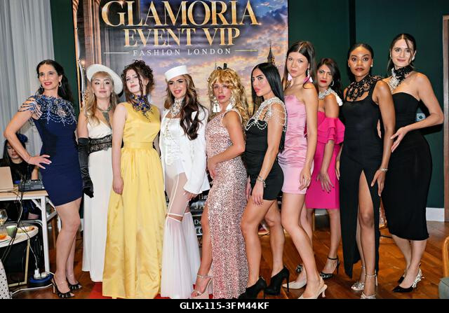 LONDON, Egyesült Királyság. 2026. szeptember 26. Exkluzív tudósítás a greenwichi Glamoria VIP Showcase-ről, ahol Dasha Mood tervező bemutatja legúj...