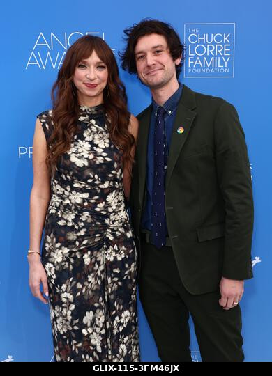 Hollywood, Egyesült Államok. 2026. szeptember 26. Lauren Lapkus és Mike Castle a Project Angel Food 2026-os Angel Awards díjátadóján, amelyet a Chu...