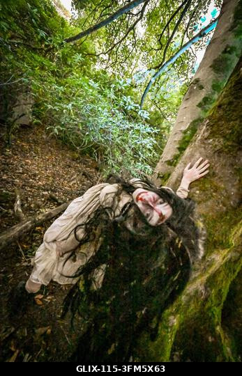 Alton, Egyesült Királyság. 2026. szeptember 26. A Scarefest megnyitó estéje az Alton Towersben, ahol ijesztő labirintus karakterek, előadók és a ha...