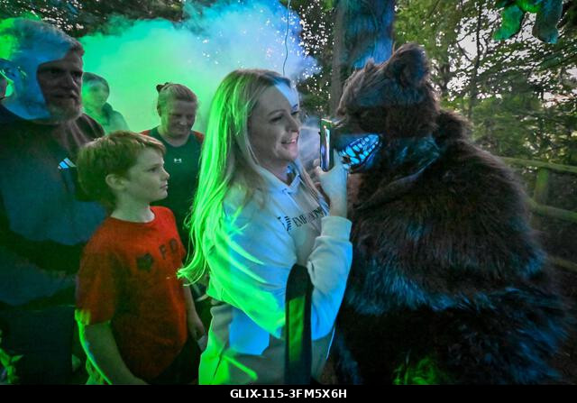 Alton, Egyesült Királyság. 2026. szeptember 26. A Scarefest megnyitó estéje az Alton Towersben, ahol ijesztő labirintus karakterek, előadók és a ha...