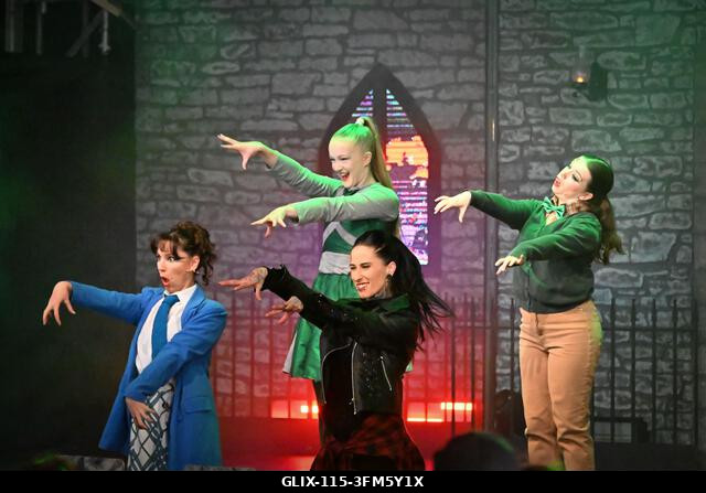 Alton, Egyesült Királyság. 2026. szeptember 26. A Scarefest megnyitó estéje az Alton Towersben, ahol ijesztő labirintus karakterek, előadók és a ha...