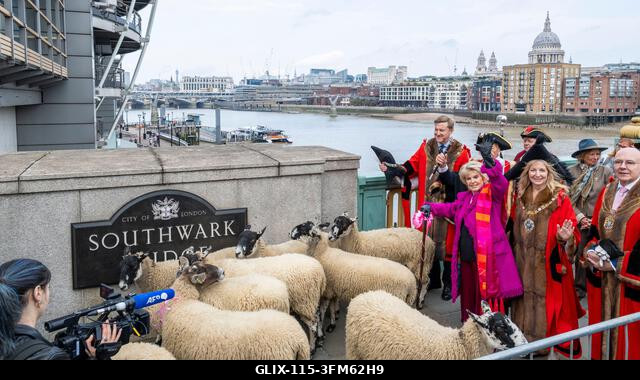 London, Egyesült Királyság. 2026. szeptember 27. Gloria Hunniford televíziós és rádiós műsorvezető, London polgármestere, Dame Susan Langley és Lon...