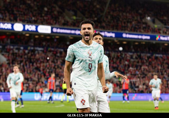 Oslo, Norvégia. 2026. szeptember 27. OSLO, NORVÉGIA - SZEPTEMBER 27.: A portugál Goncalo Ramos ünnepel a gólja után az UEFA Nemzetek Ligája Norvégi...