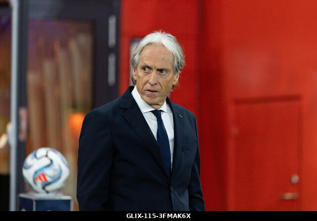 Oslo, Norvégia. 2026. szeptember 27. OSLO, NORVÉGIA - SZEPTEMBER 27.: Jorge Jesus, Portugália vezetőedzője a Norvégia és Portugália közötti UEFA Ne...