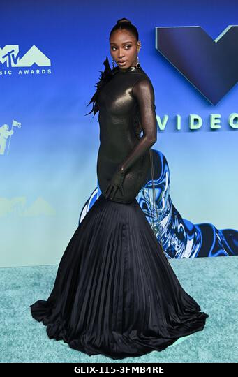 Los Angeles, USA. 2026. szeptember 27. Normani megérkezik a 2026-os MTV Video Music Awards díjátadóra, a Peacock Színházba. Fotó: Doug Peters/EMPIC...